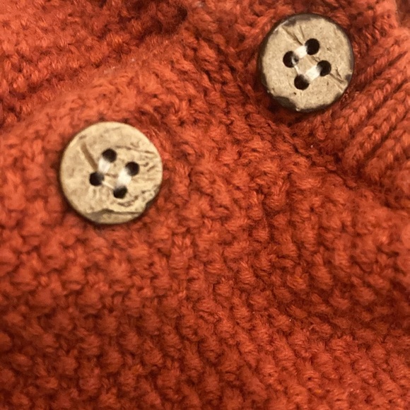 ❤️ME & HENRY 12/18 month cozy orange sweater - Picture 6 of 9